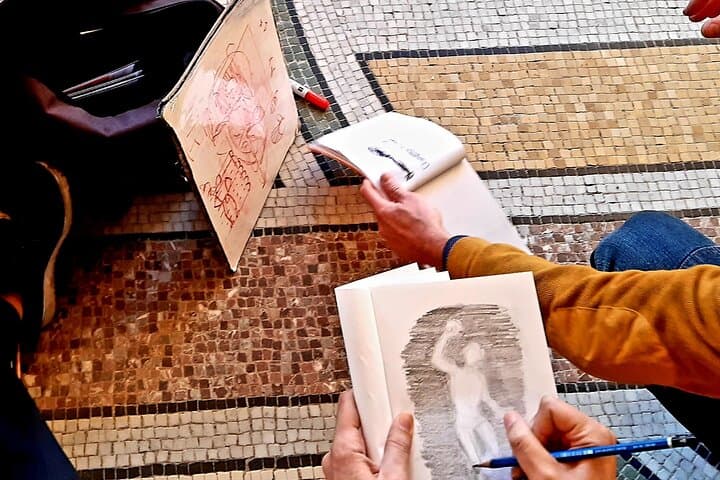 Drawing workshop/creative notebook during a walk from the Invalides to the Petit Palais