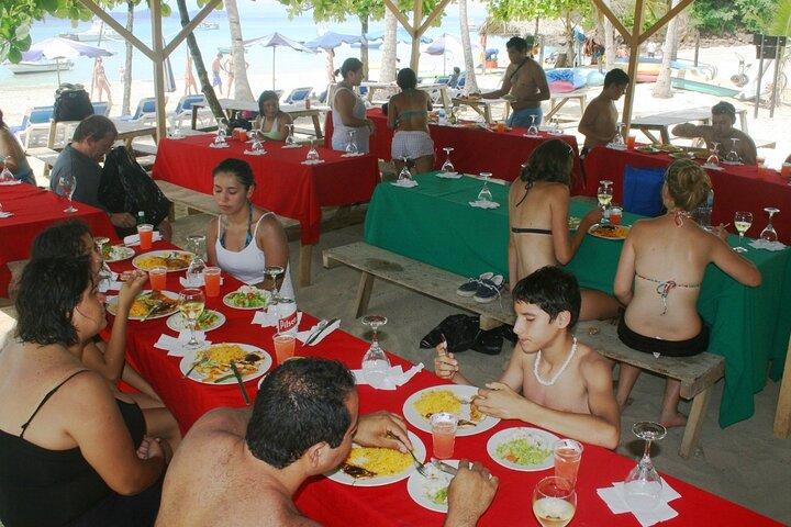 Excursion d'une journée à l'île de Tortuga depuis Puntarenas