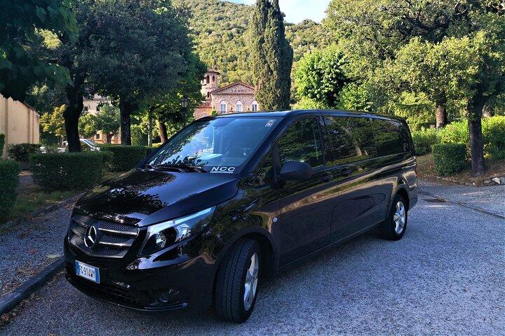 Service de luxe avec chauffeur de Pise à Grotta Giusti ou Montecatini Terme
