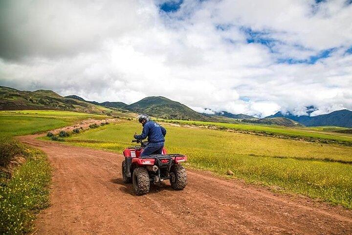 Private Tour zum Rainbow Mountain mit ATV