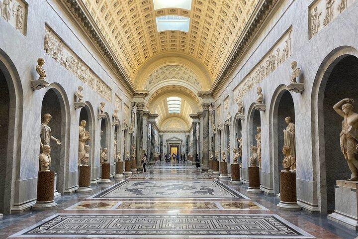Tour guiado VIP sin colas : Capilla Sixtina,Vat. Museums&basilica