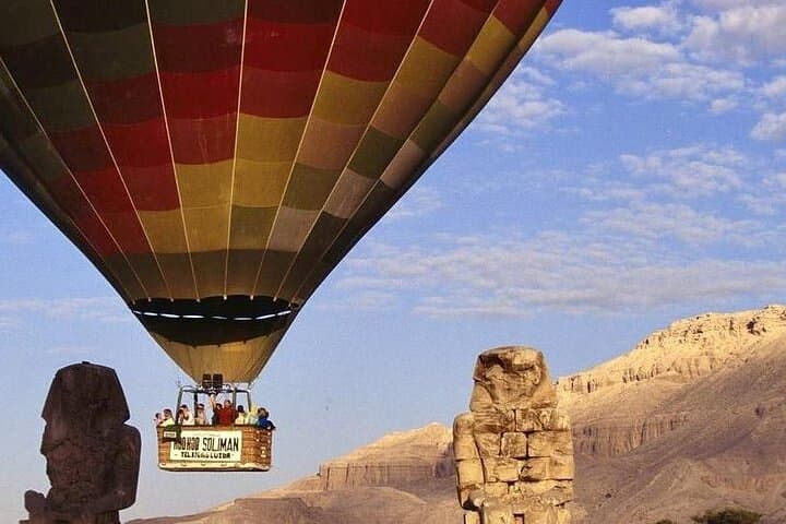 Sunrise Hot Air Balloon Ride Experience in Luxor