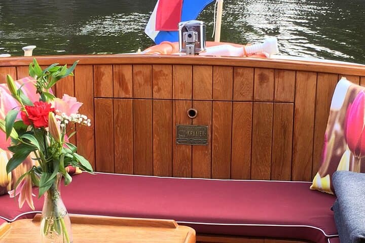 Cruise Amsterdam like a Local — Small Group 12 pax