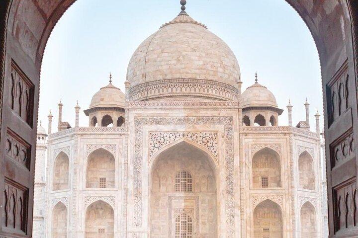 Private Taj Mahal day trip by Gatiman Express train ,private guided tour in Agra
