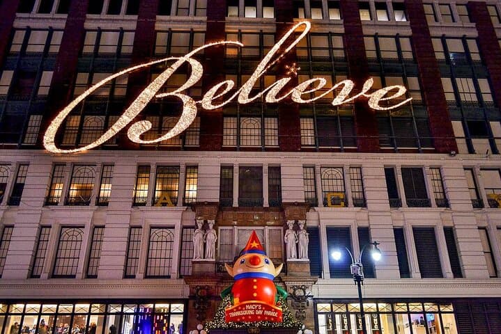 Christmas in New York: Private Holiday History Tour