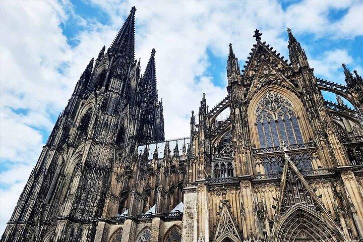 Rallye urbain privé de livres audio autour de la cathédrale de Cologne et de la vieille ville