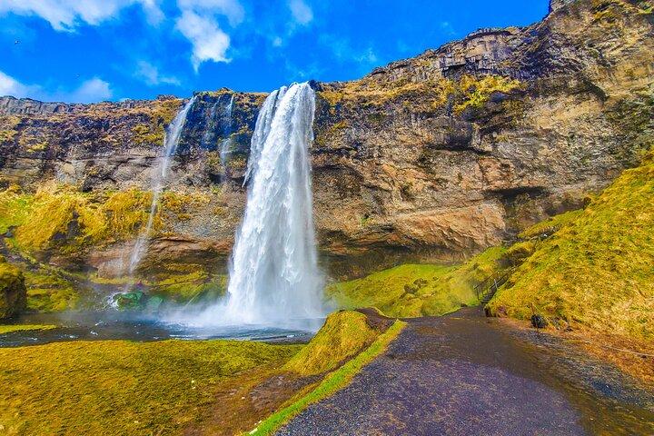 Excursão privada à costa sul com Katla Ice Cave, Cataratas e Praia
