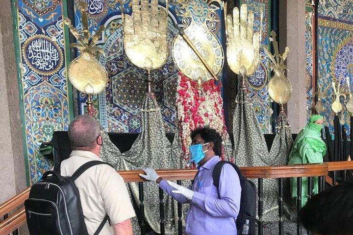 ハイデラバードの旧市街ウォーキングツアー、400年前の時代を旅しましょう