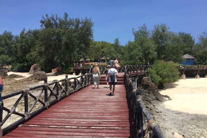 Full-day Prison Island, Nakupenda and Stone Town Tour with Lunch Buffet