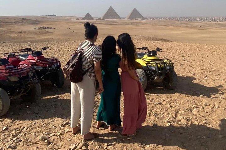 Pyramiden von Gizeh, Quad-Bike , Kamelfahrt , Einkaufstour & Nilkreuzfahrt