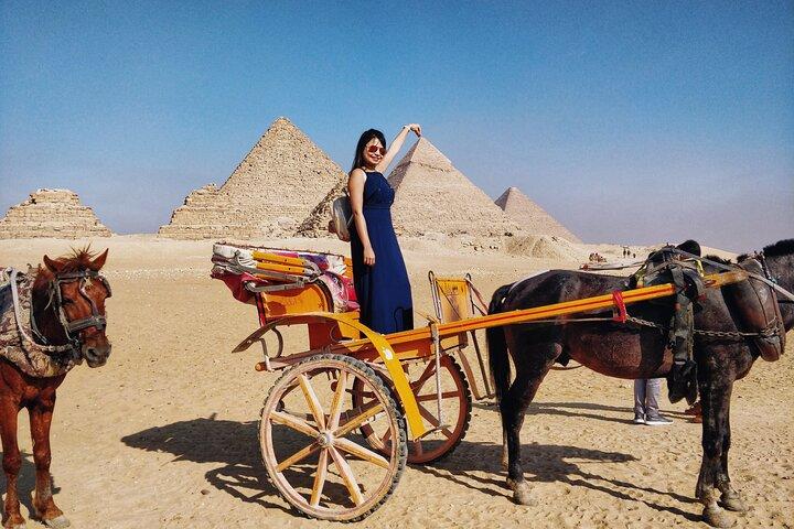 Giza Pyramids, Sphinx, Saqqara e Memphis Day Tour