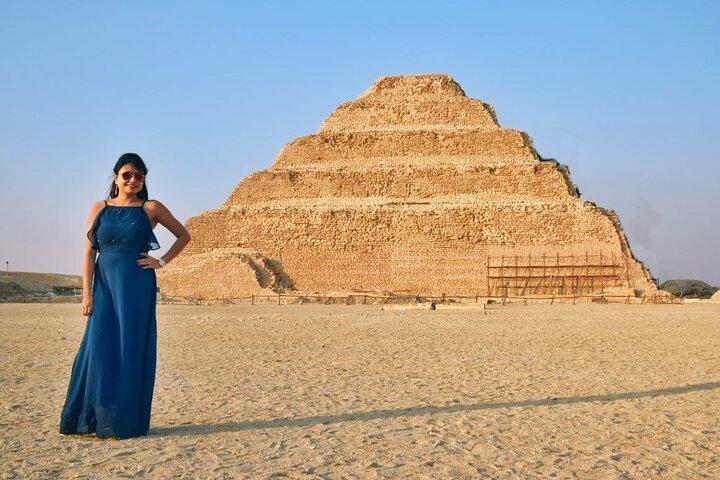 Giza Pyramids, Sphinx, Saqqara e Memphis Day Tour