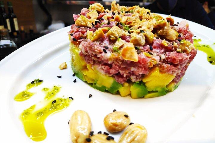 PREMIUM TAPAS TOUR: Paella, degustações de mercado e vinícola