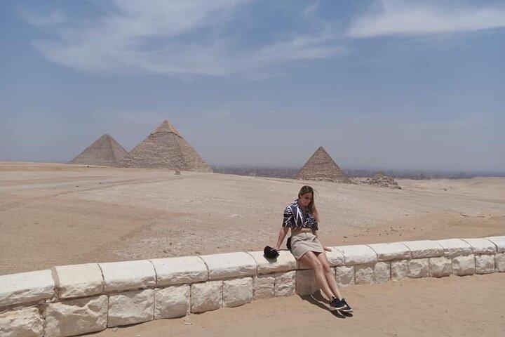 Pyramides de Gizeh avec véhicule privé expert du Caire / Hôtel de Gizeh