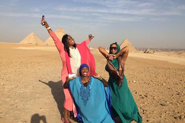 Private Tour Pyramids Giza ,Egyptian Museum Sphinx and Khan El Khalili Bazaar