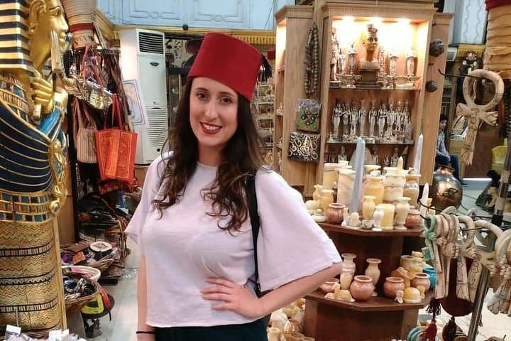 Private guided shopping tour in Khan el-Khalili with Lunch