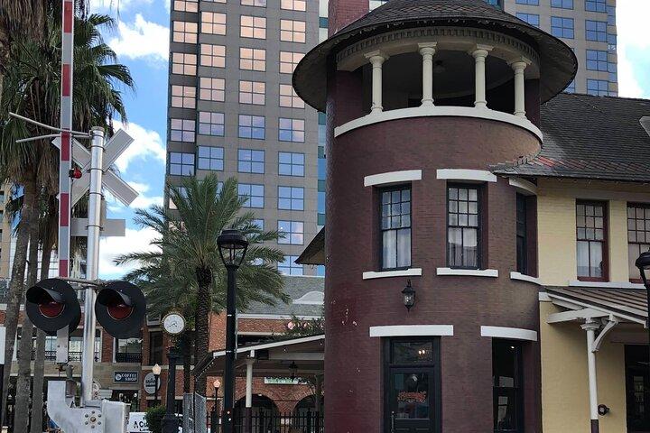 Orlando’s Historical Highlights: A Self-Guided Audio Tour