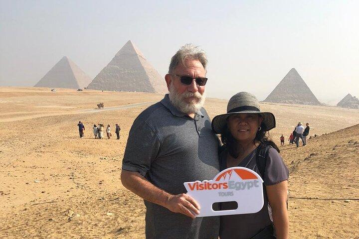 Excursão privada em The Grand Egyptian Museum & Giza Pyramids & Sphinx