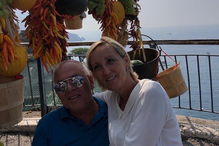 Positano or Sorrento Private Transfer from/to Naples with Pompeii