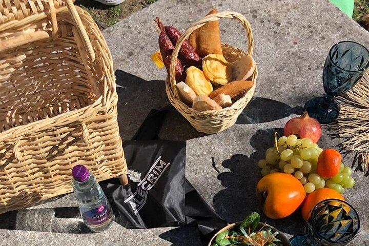 Privat typisk portugisisk picnic i Serra de Monchique