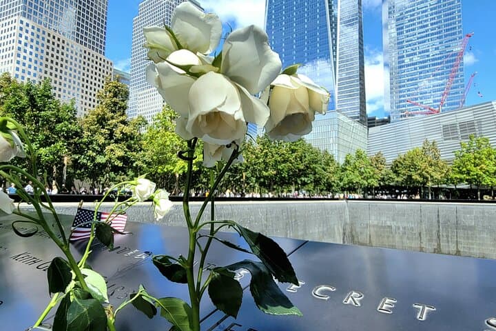 9/11 Memorial at World Trade Center and Financial District Walking Tour