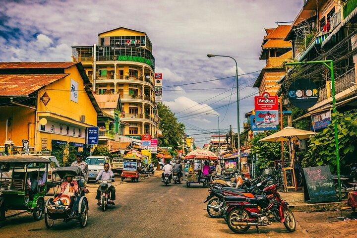 The Architecture of Phnom Penh af Cyclo