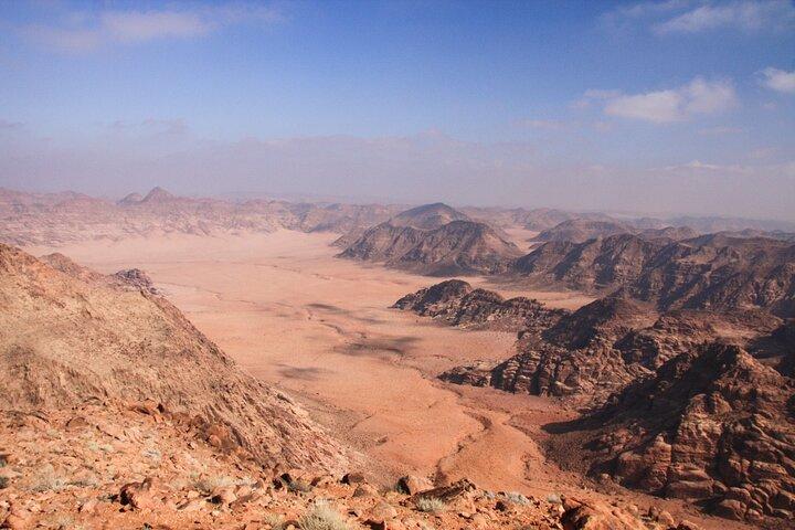 Wadi Rum: Mountain Hike with Lunch & Scenic Valley Tour
