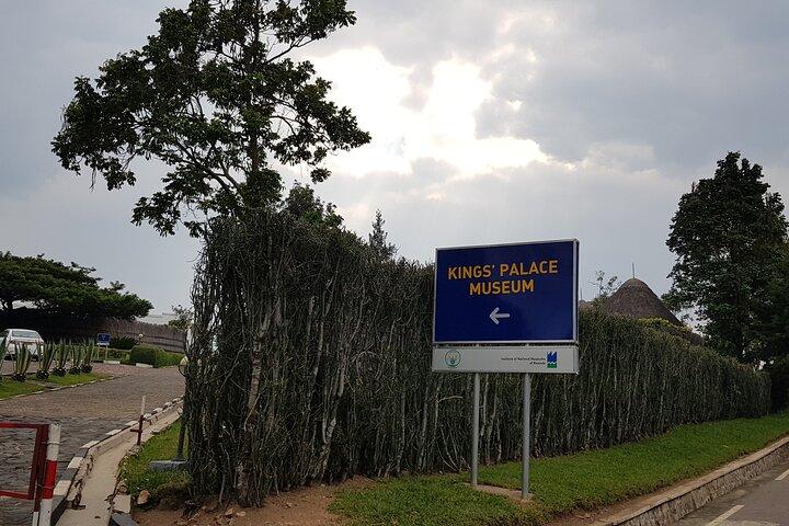 Zweitägiger Nyungwe Canopy, Nyanza King's Palace und Schimpansen