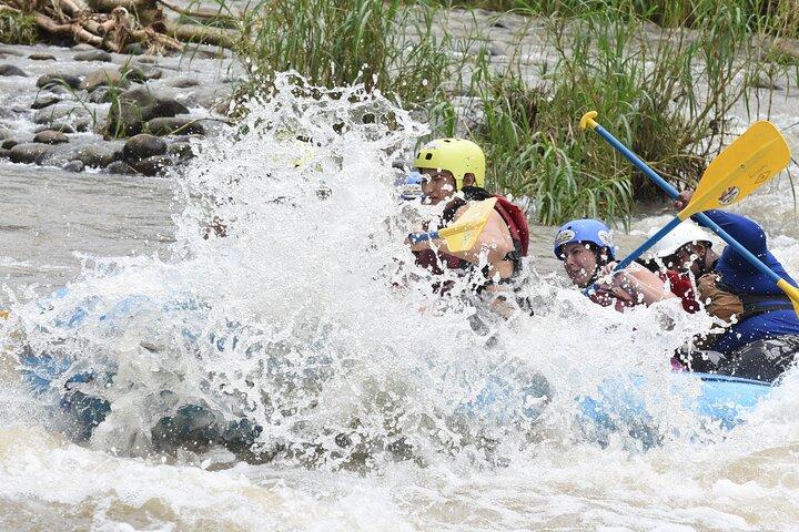 Arenal Heldagseventyr: Canopy Tour, Superman, Tarzan Swing, Canyoning Rafting