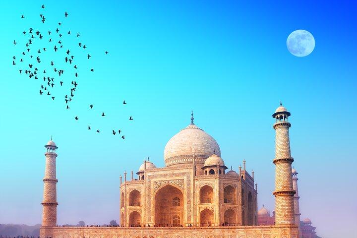 Privat Sunrise Taj Mahal-tur fra Delhi alt inklusive