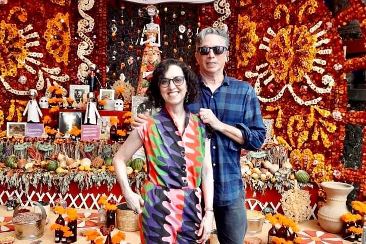 Frida Kahlo Museum & Coyoacán Walking Tour with Art Expert