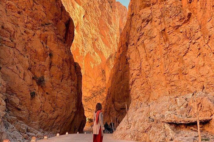 Tour por el desierto de 3 días desde Marrakech a Merzouga Dunes & Camel Trek