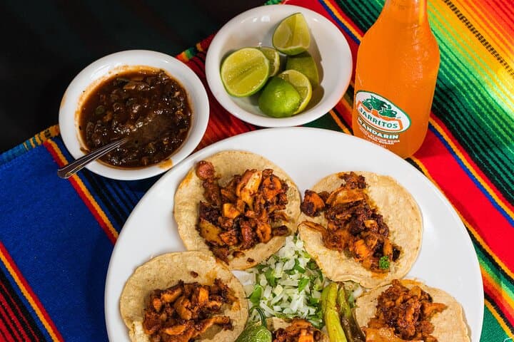 Night Tacos and Mezcal Crawl in Mexico with Guide
