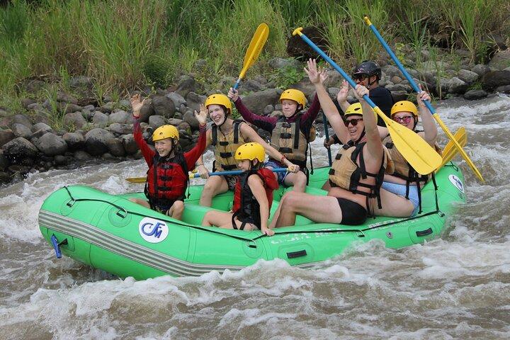Balsa River White Water Rafting a La Fortuna e pranzo costaricano