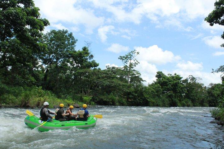 Balsa River White Water Rafting a La Fortuna e pranzo costaricano
