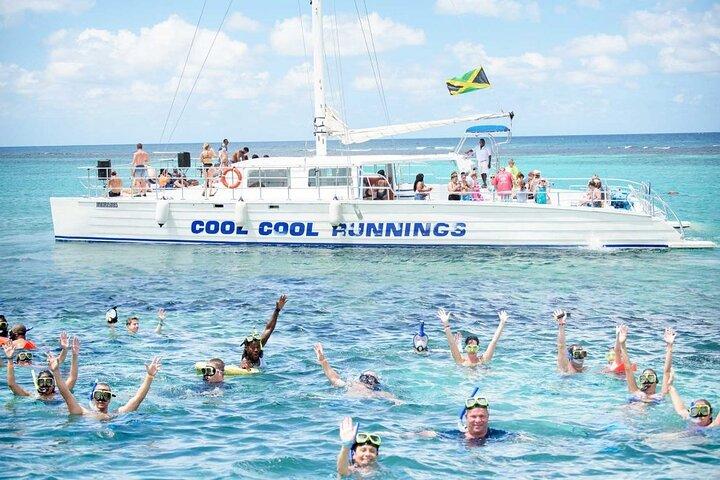 Katamaran-Partykreuzfahrt und Schnorcheln ab Montego Bay