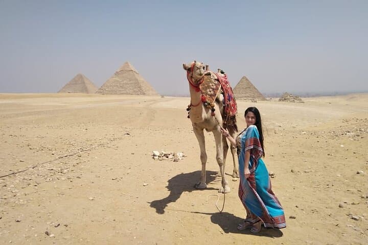 Cairo Stopover-day tour from Cairo airport Visiting Giza Pyramids