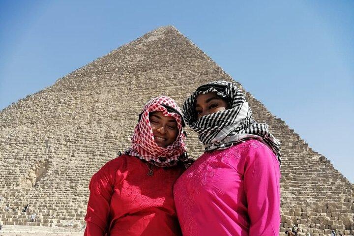 Full-Day Giza Pyramids en Cairo Tour vanaf de luchthaven van Caïro