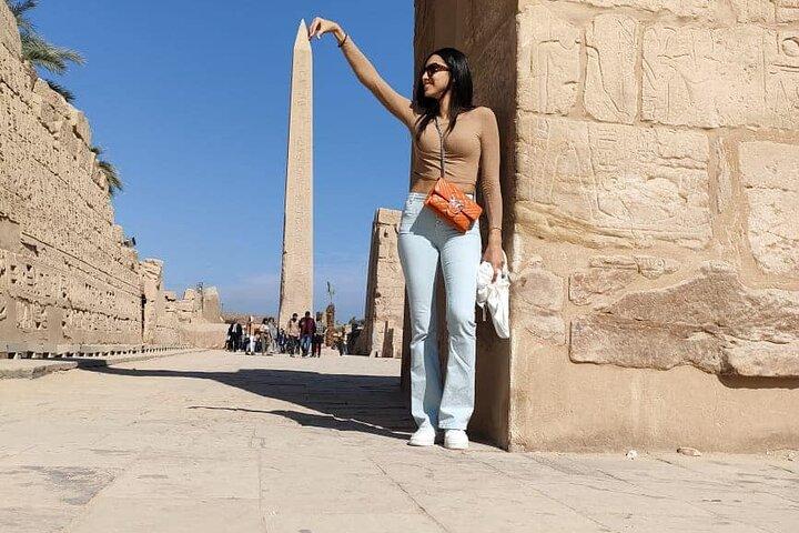 Full Day Tour til Luxor øst og vest bank templer og grave fra Hurghada