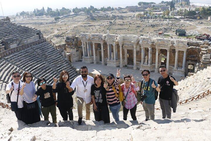 Pamukkale Tour in kleiner Gruppe von Kusadasi oder Selcuk Hotels