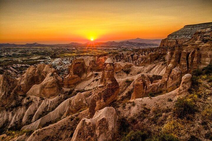 Private Cappadocia 2 Days 1 Night Tour met Cave Hotel en Balloon Ride