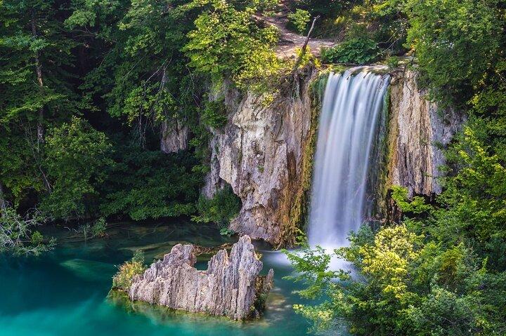 Évasion privée à Plitvice Lakes & Zadar de Split avec déjeuner