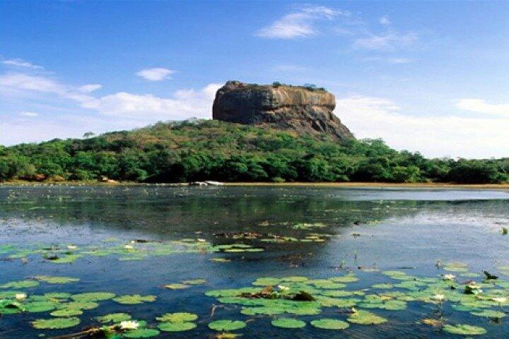 SriLanka Private 5Days Tour friendly autista e veicolo con e senza Hotel HB
