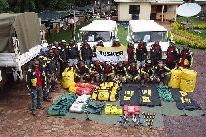 Kilimanjaro Climb & Safari • Spiral Route ~ 15 Dag