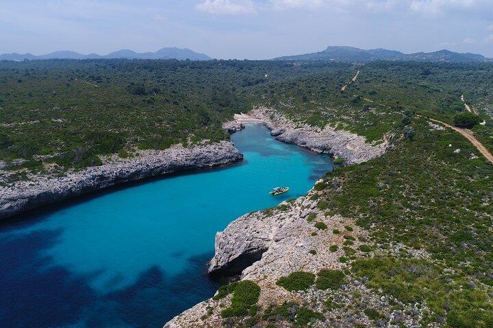 Snorkeltur gennem Mallorcas Jomfrubugter