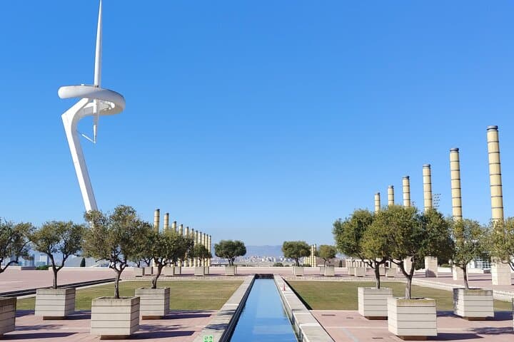 Private Best of Barcelona with Sagrada Familia & Park Güell visit