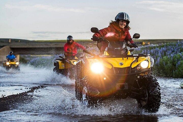 ロヴァニエミ発北極圏BBQ付きクワッドバイクライド