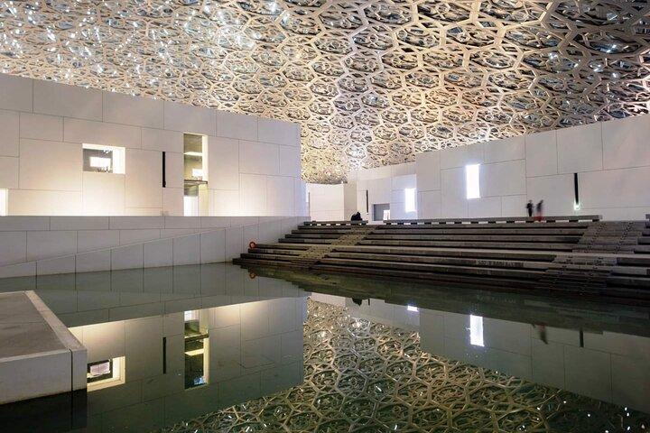 Billet til Louvre Museum Abu Dhabi med afhentning og aflevering