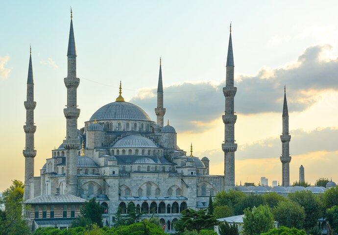 Istanbul, Hagia Sophia, Blue Mosque, Grand Bazaar Walk Tour