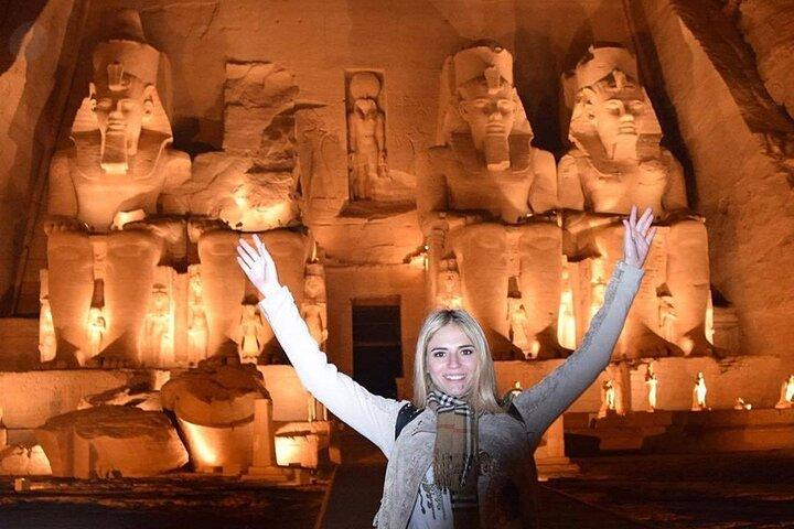 Escursione privata al tempio di Abu Simbel da Assuan in volo